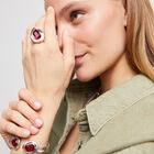 Anillo ba&ntilde;ado en plata de ley con cristal rojo